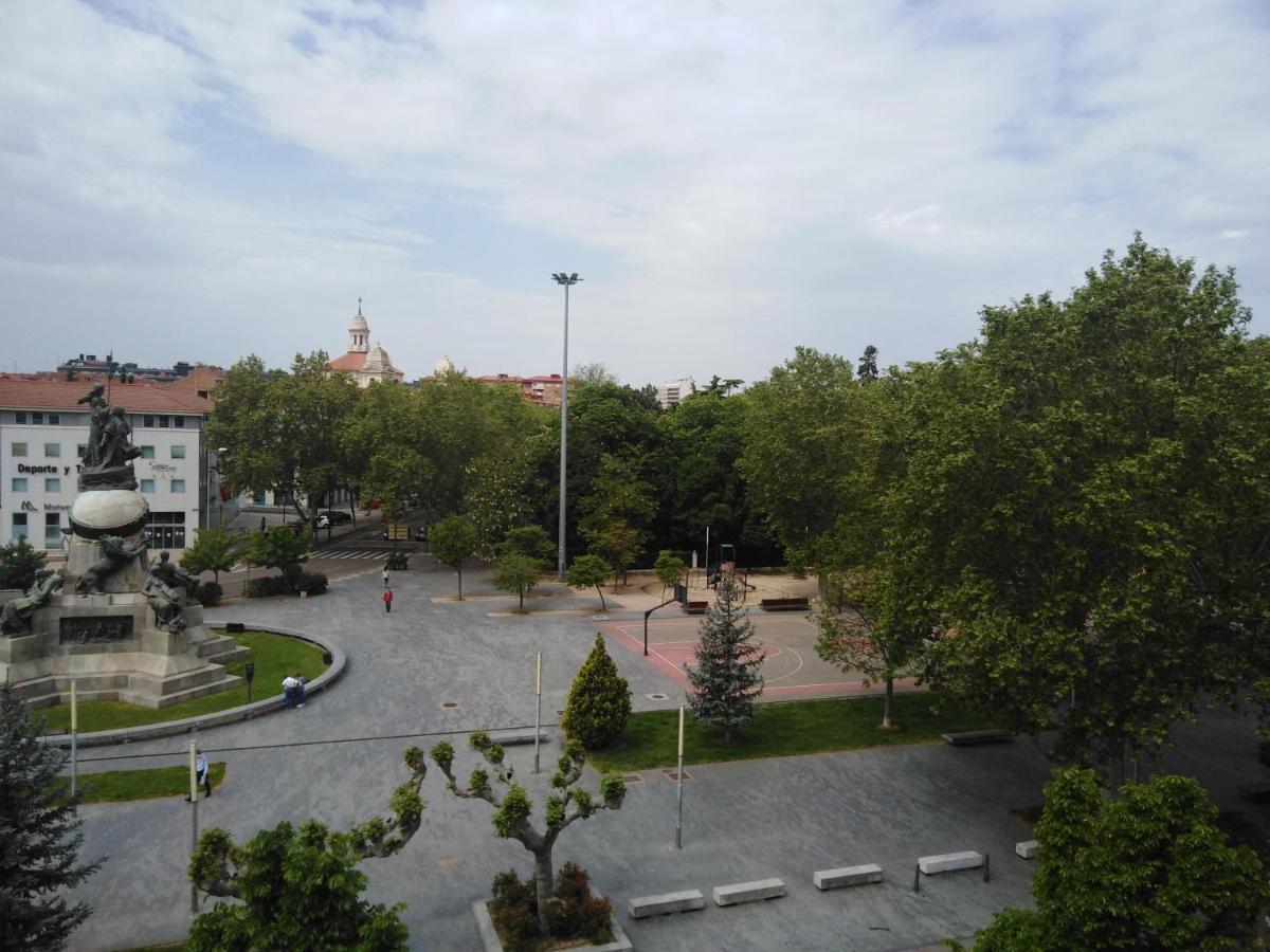 Hotel Colon Plaza บายาโดลิด ภายนอก รูปภาพ