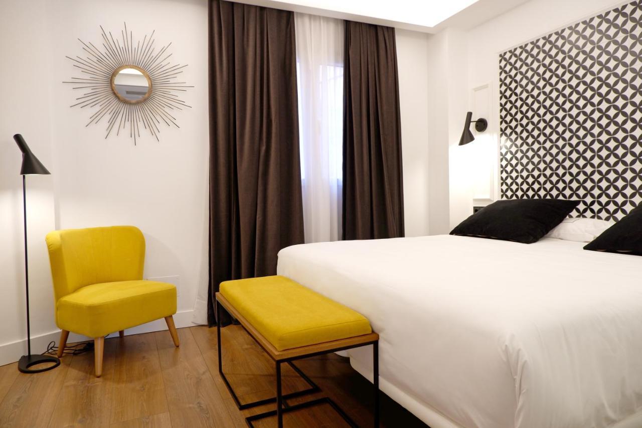 Hotel Colon Plaza บายาโดลิด ภายนอก รูปภาพ