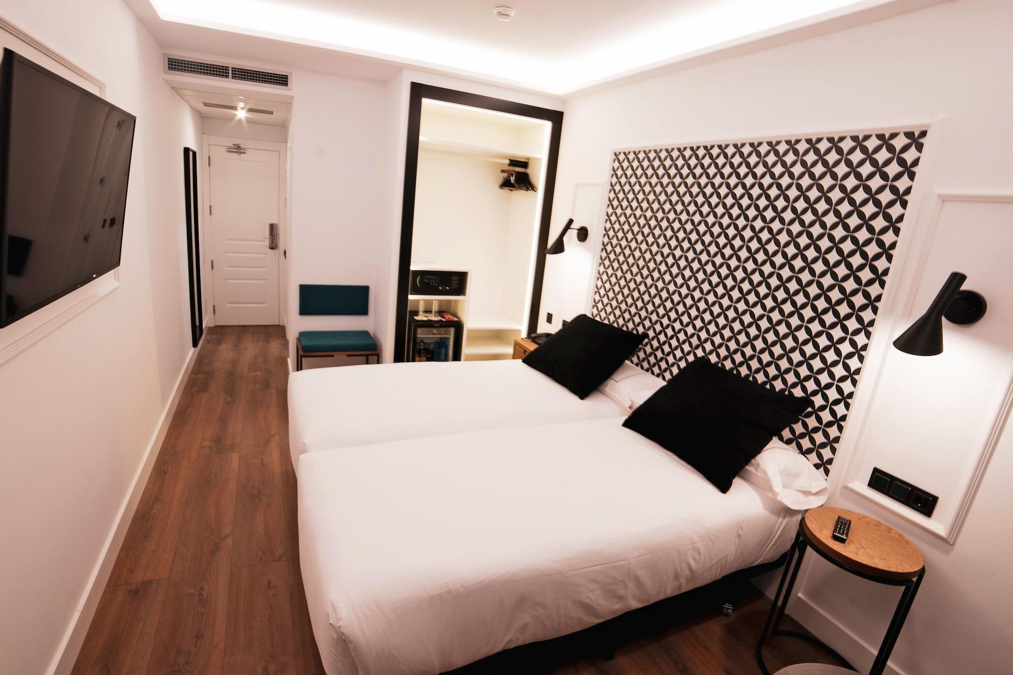 Hotel Colon Plaza บายาโดลิด ภายนอก รูปภาพ